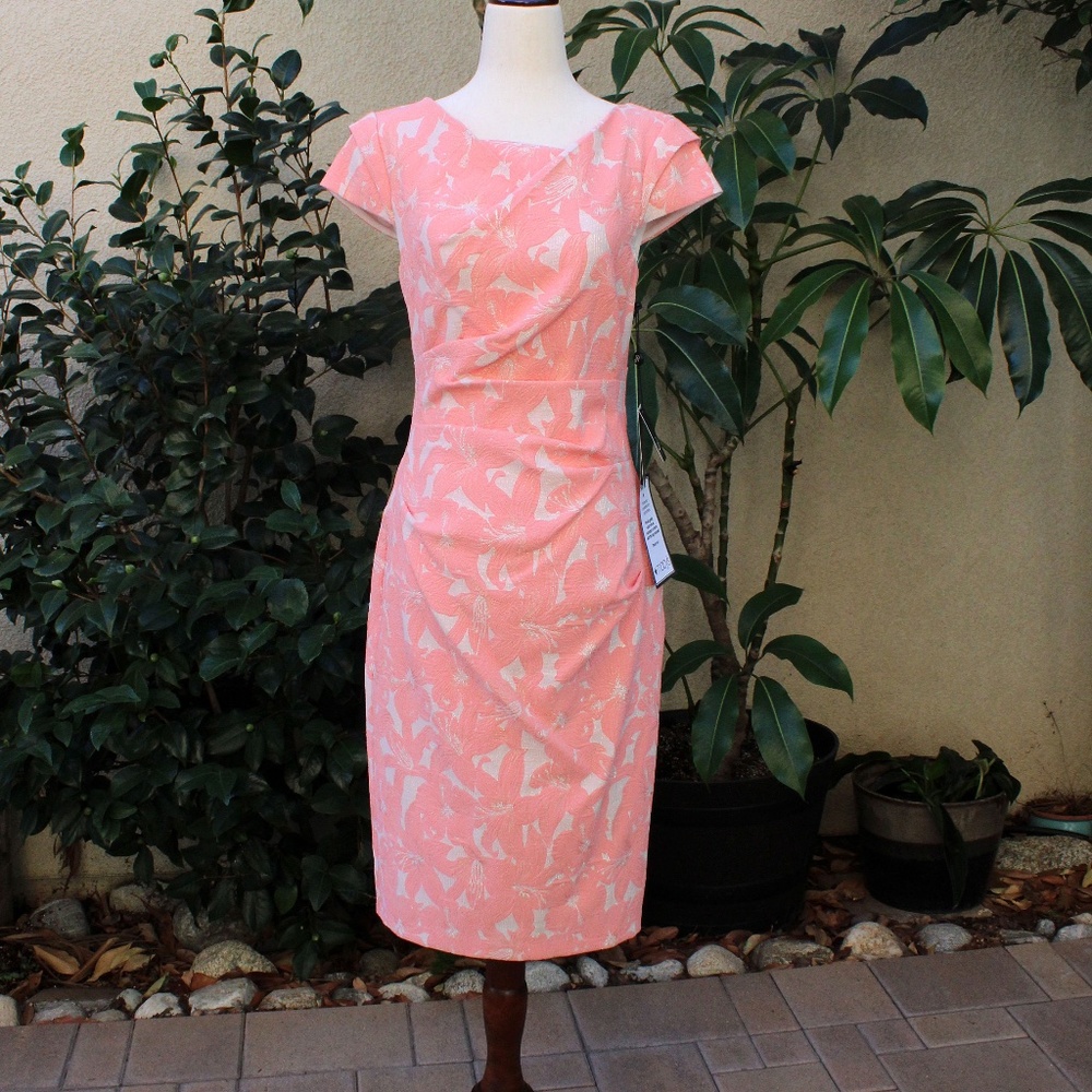 Adrianna Papell coral tropical flower metallic cocktail sheath dress size 4